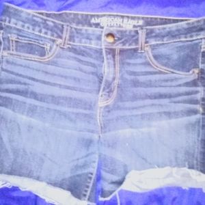 AMERICAN EAGLE Midi Medium Wash Denim Jean Shorts Size 16